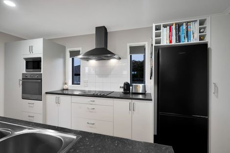 Photo of property in 43c Camellia Avenue, Bell Block, New Plymouth, 4312