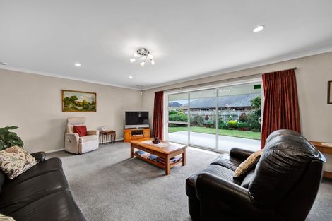 Photo of property in 38 Manawapou Road, Hawera, 4610
