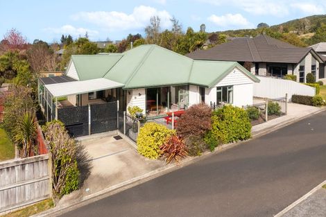 Photo of property in 18 Hamon Place, Pukehangi, Rotorua, 3015