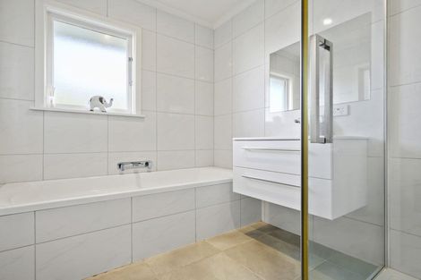 Photo of property in 36 Appleby Crescent, Burnside, Christchurch, 8053