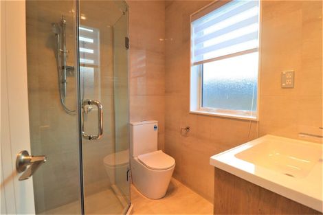 Photo of property in 11 Taepu Road, Pukekohe, 2120