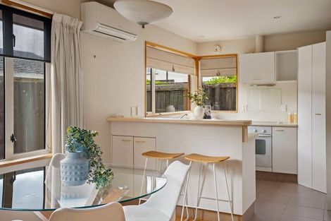 Photo of property in 2/15 Dilworth Street, Riccarton, Christchurch, 8011