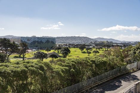 Photo of property in 19 Bunker Way, Strathmore Park, Wellington, 6022