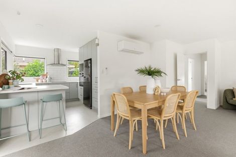 Photo of property in 22 Romana Crescent, Papamoa Beach, Papamoa, 3118