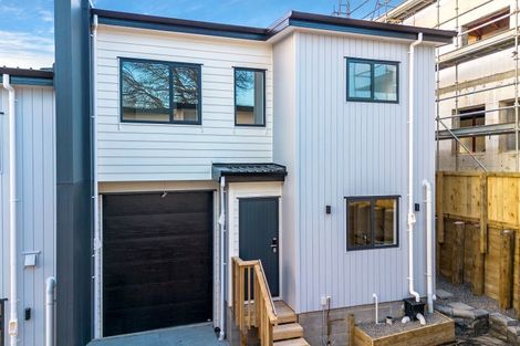 Photo of property in 53d Evans Road, Glen Eden, Auckland, 0602