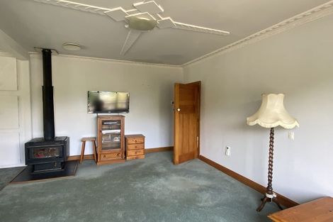 Photo of property in 56 Hampden Street, Picton, 7220