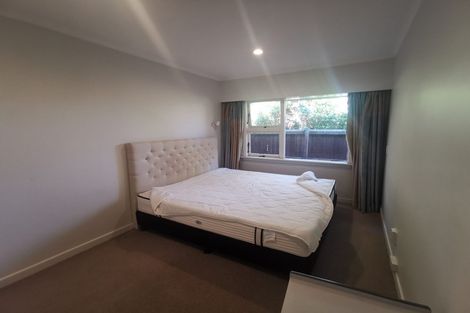 Photo of property in 56 Memorial Avenue, Ilam, Christchurch, 8053