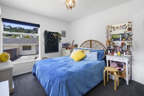 Photo of property in 2b Cherry Grove, Strathmore Park, Wellington, 6022