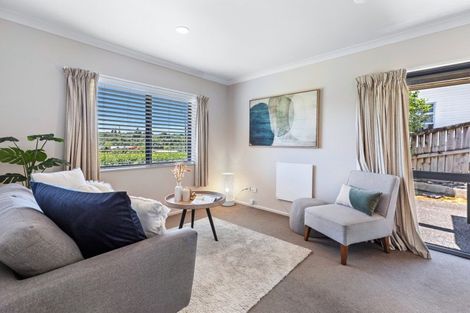 Photo of property in 18 Ko Place, Pyes Pa, Tauranga, 3112