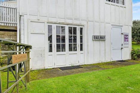 Photo of property in 174 Brooklands Road, Vogeltown, New Plymouth, 4310