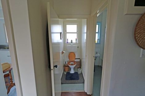 Photo of property in 68 Conway Road, Eltham, 4322