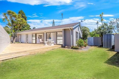 Photo of property in 109 Stredwick Drive, Torbay, Auckland, 0630