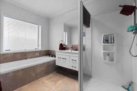 Photo of property in 36 Piata Street, Papamoa Beach, Papamoa, 3118