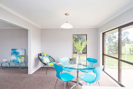 Photo of property in 140 Roberts Line, Kelvin Grove, Palmerston North, 4414