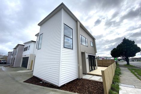 Photo of property in 47a Bruce Mclaren Road, Henderson, Auckland, 0612