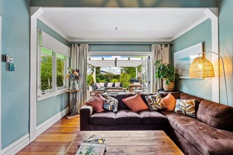 Photo of property in 409 Alexandra Street, Hastings, 4122