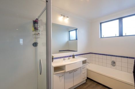 Photo of property in 12 Teppett Place, Foxton Beach, Foxton, 4815