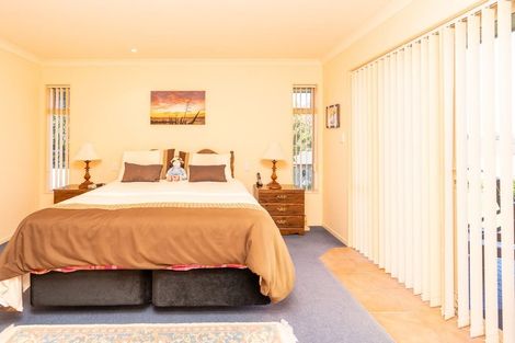 Photo of property in 25 Limousin Place, Grandview Heights, Hamilton, 3200