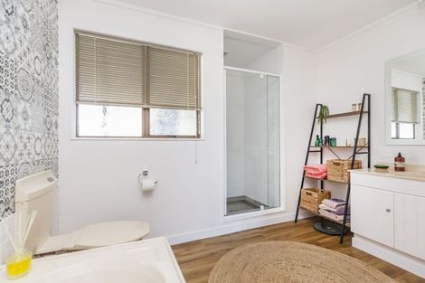 Photo of property in 7 Observatory Close, Whitby, Porirua, 5024