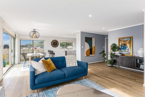 Photo of property in 174 Navigation Drive, Whitby, Porirua, 5024