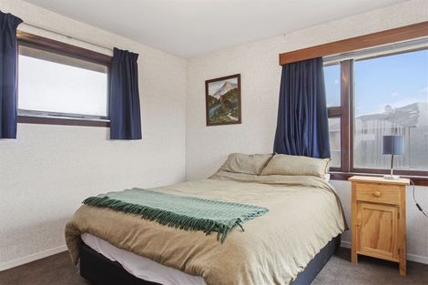 Photo of property in 14 Winnipeg Place, Wainoni, Christchurch, 8061