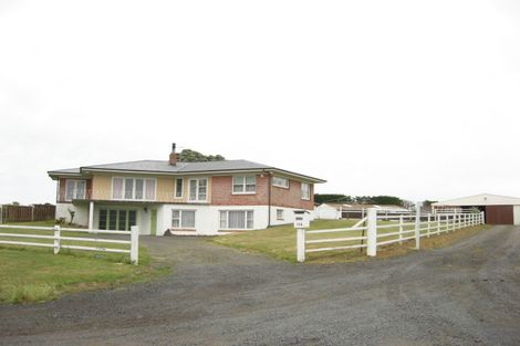 Photo of property in 106 Beatty Road, Pukekohe, 2120