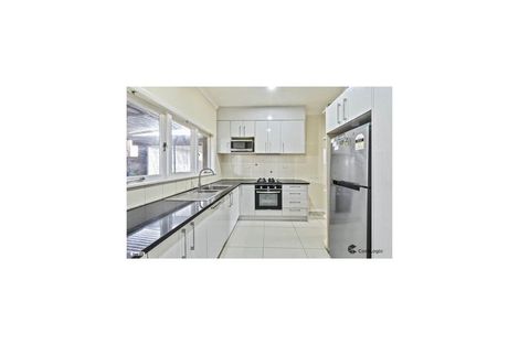 Photo of property in 3 Overton Road, Papatoetoe, Auckland, 2025