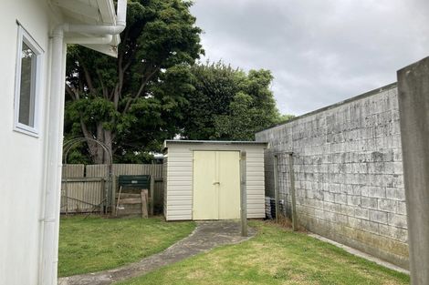 Photo of property in 51 Parris Street, Waitara, 4320