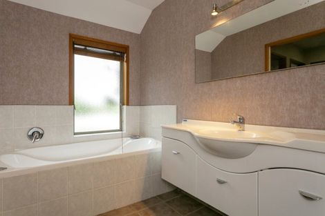 Photo of property in 18 Chelsea Rise, Nukuhau, Taupo, 3330