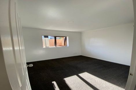 Photo of property in 60a Cambridge Terrace, Papatoetoe, Auckland, 2025