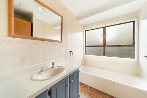 Photo of property in 1/191 Fairway Drive, Te Kamo, Whangarei, 0112