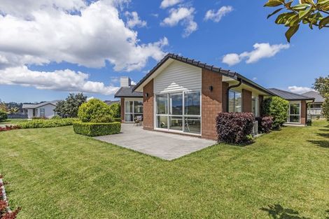Photo of property in 83 Pohutukawa Parade, Riverhead, 0820