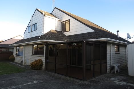 Photo of property in 5 Mcarthur Street, Terrace End, Palmerston North, 4410