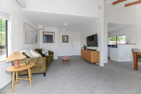 Photo of property in 2/72 Archers Road, Glenfield, Auckland, 0629