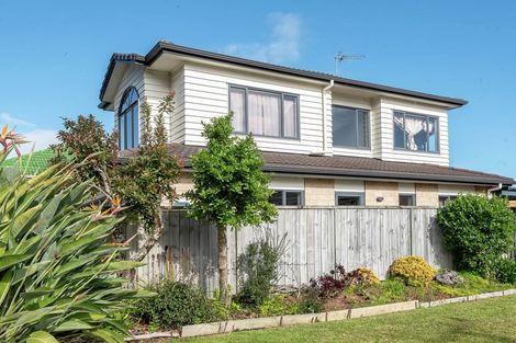 Photo of property in 8a Mccullough Avenue, Papatoetoe, Auckland, 2025