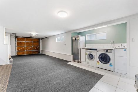 Photo of property in 33 Totara Road, Stanmore Bay, Whangaparaoa, 0932