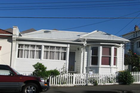 Photo of property in 47 Roxburgh Street, Mount Victoria, Wellington, 6011