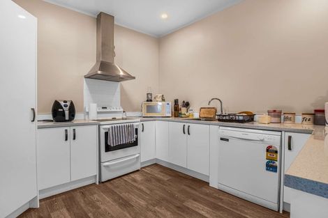 Photo of property in 21 Lyon Street, Featherston, 5710