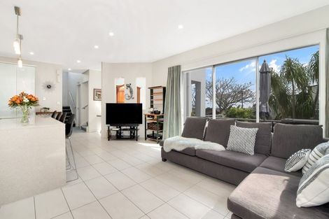 Photo of property in 24 Riddington Rise, Ohauiti, Tauranga, 3112