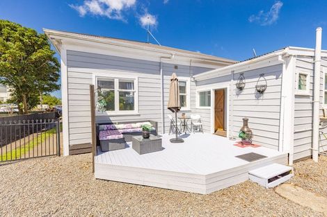 Photo of property in 44 Bignell Street, Gonville, Whanganui, 4501