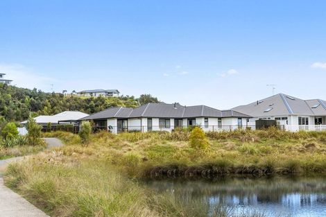 Photo of property in 84 Pakanga Grove, Pyes Pa, Tauranga, 3112