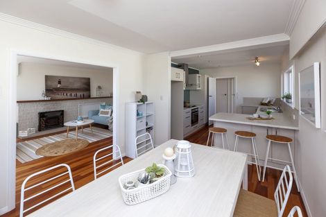 Photo of property in 9b The Esplanade, Raumati South, Paraparaumu, 5032