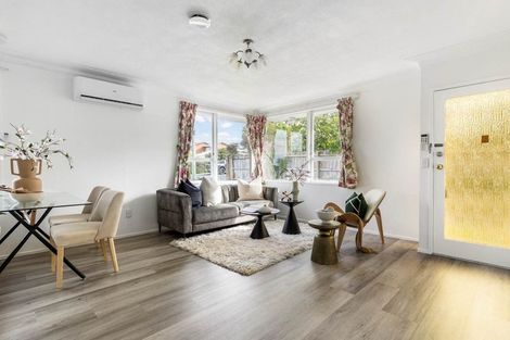 Photo of property in 1/6 Akehurst Avenue, New Lynn, Auckland, 0600