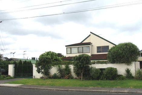 Photo of property in 19 Cecil Road, Milford, Auckland, 0620