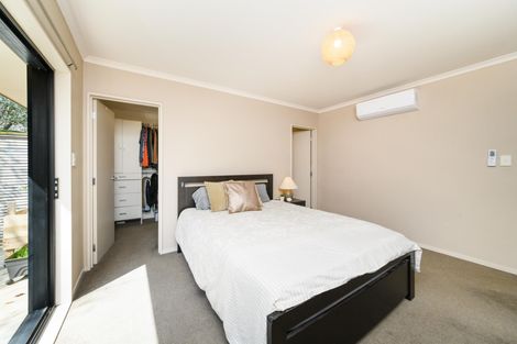 Photo of property in 23 Walnut Grove, Kelvin Grove, Palmerston North, 4414