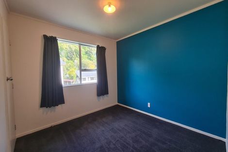 Photo of property in 13 Westhaven Drive, Tawa, Wellington, 5028