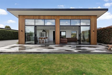 Photo of property in 99 Cashmere Bay Road, Moana, 7875