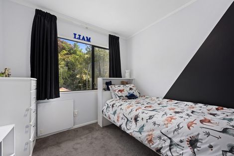 Photo of property in 59 Pokohiwi Road, Normandale, Lower Hutt, 5010