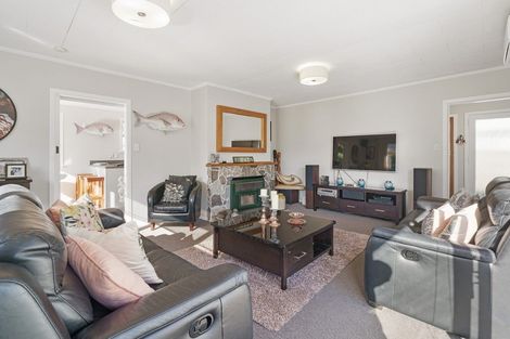 Photo of property in 39 Te Kupe Road, Paraparaumu Beach, Paraparaumu, 5032