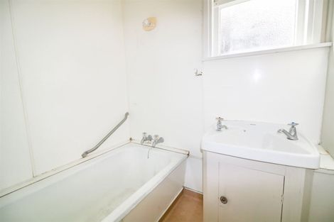 Photo of property in 2 Akatea Street, Gonville, Whanganui, 4501